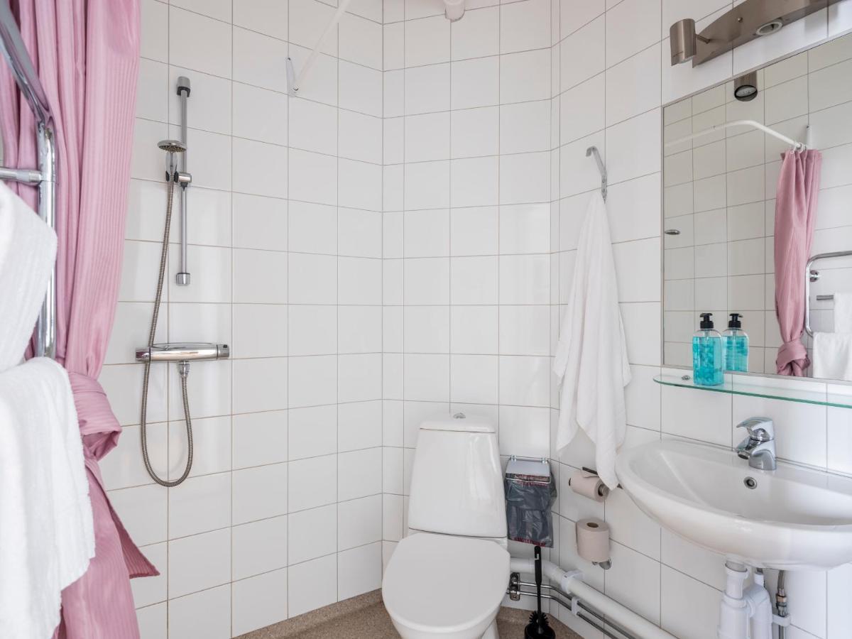 Slagsta Gate Hotell Fittja Ngoại thất bức ảnh