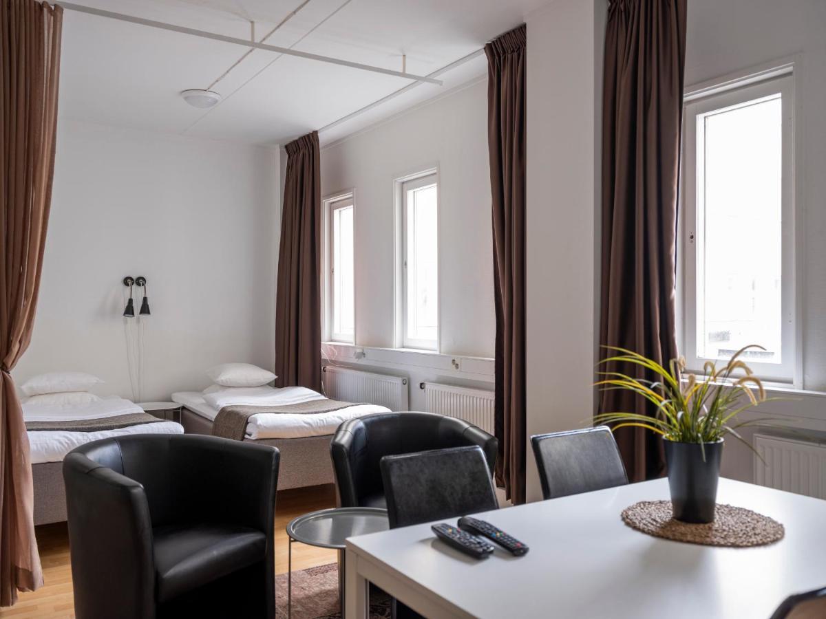 Slagsta Gate Hotell Fittja Ngoại thất bức ảnh